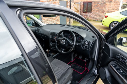 NO RESERVE - 2001 Volkswagen Golf GTI 1.8T In vendita (immagine 20 di 135)