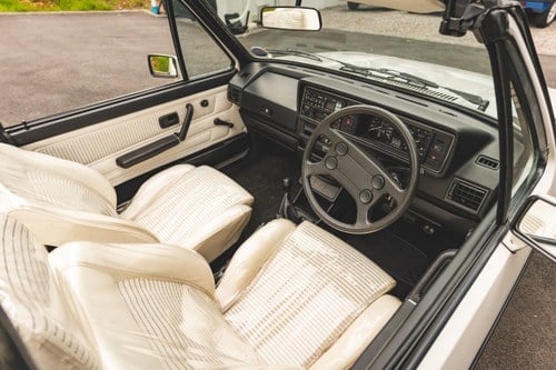 1983 Volkswagen Golf GTi Cabriolet 'Triple White' For Sale (picture 17 of 82)