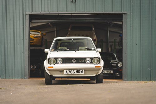 1983 Volkswagen Golf GTi Cabriolet 'Triple White' For Sale (picture 11 of 82)