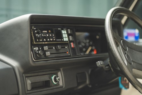 1983 Volkswagen Golf GTi Cabriolet 'Triple White' For Sale (picture 27 of 82)