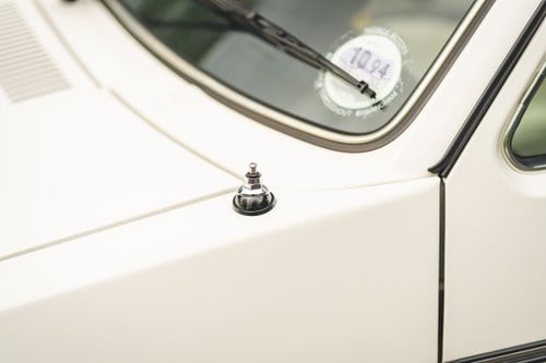 1983 Volkswagen Golf GTi Cabriolet 'Triple White' For Sale (picture 53 of 82)