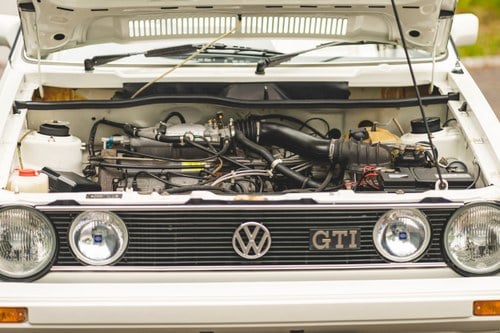 1983 Volkswagen Golf GTi Cabriolet 'Triple White' For Sale (picture 61 of 82)