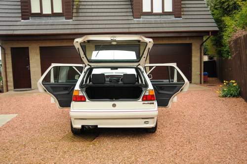 1988 VW Golf GTI (Mark 2) Votex zum Verkauf (Bild 29 von 168)