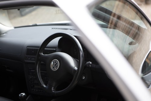 NO RESERVE - 2003 Volkswagen Golf GTI En venta (imagen 27 de 123)