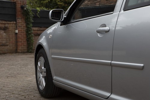 NO RESERVE - 2003 Volkswagen Golf GTI En venta (imagen 85 de 123)