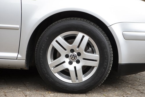 NO RESERVE - 2003 Volkswagen Golf GTI En venta (imagen 23 de 123)