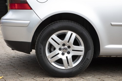 NO RESERVE - 2003 Volkswagen Golf GTI En venta (imagen 24 de 123)