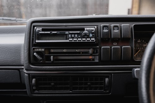 NO RESERVE - 1990 Volkswagen Golf GTI 8v In vendita (immagine 48 di 149)