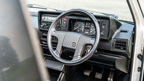 1989 Volkswagen Golf MK1 Cabriolet For Sale (picture 21 of 78)