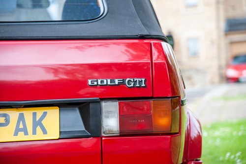 1990 Volkswagen Golf Mk1 GTI Cabriolet zum Verkauf (Bild 77 von 146)