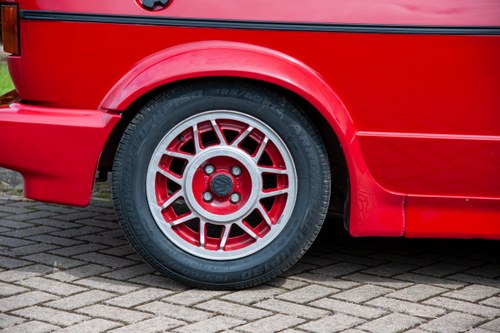 1990 Volkswagen Golf Mk1 GTI Cabriolet zum Verkauf (Bild 18 von 146)