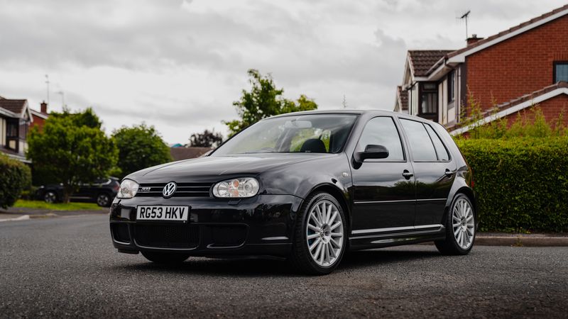 2003 Volkswagen Golf R32 For Sale (picture 1 of 96)