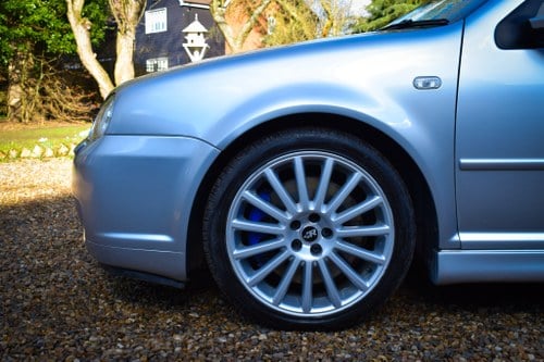 2003 VW Golf R32 Te koop (foto 37 van 139)