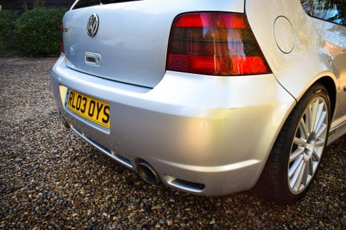 2003 VW Golf R32 Te koop (foto 98 van 139)