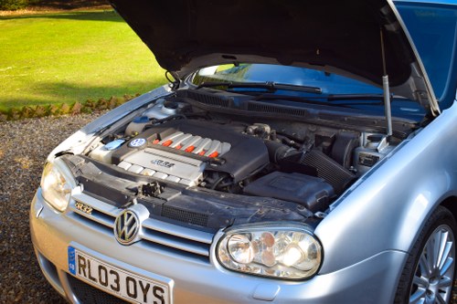 2003 VW Golf R32 Te koop (foto 116 van 139)