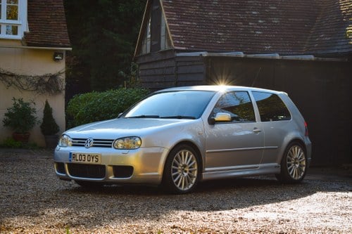 2003 VW Golf R32 Te koop (foto 15 van 139)