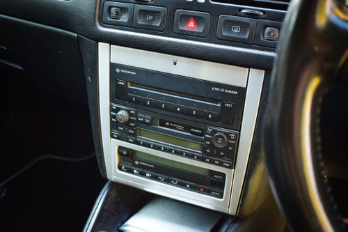 2003 VW Golf R32 Te koop (foto 55 van 139)