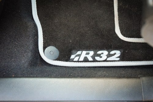 2003 VW Golf R32 Te koop (foto 70 van 139)