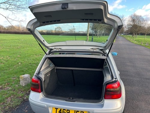 NO RESERVE - 1999 Volkswagen Mk4 Golf V5 Auto à vendre (picture 70 of 126)
