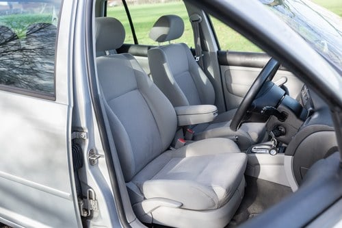 NO RESERVE - 1999 Volkswagen Mk4 Golf V5 Auto à vendre (picture 32 of 126)