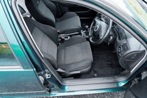 2000 Volkswagen Golf GTI 20V Turbo For Sale (picture 21 of 71)