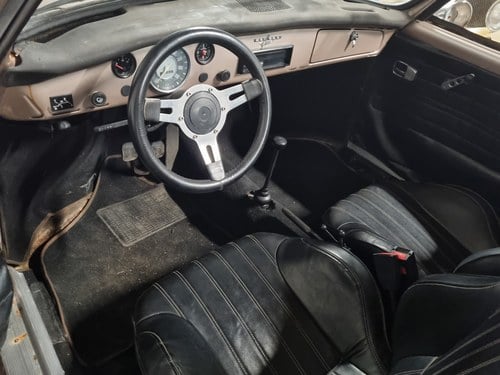 1969 Volkswagen Karmann Ghia Convertible zum Verkauf (Bild 20 von 48)