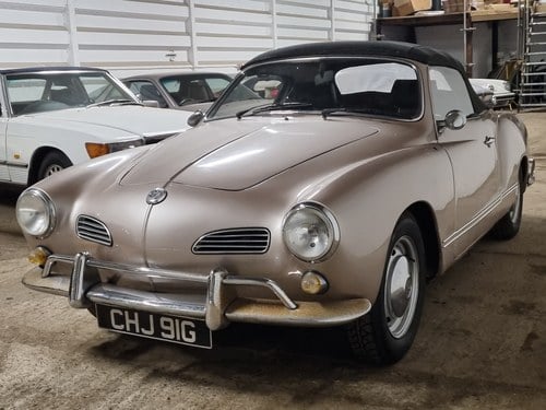 1969 Volkswagen Karmann Ghia Convertible zum Verkauf (Bild 12 von 48)