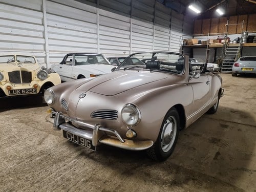 1969 Volkswagen Karmann Ghia Convertible zum Verkauf (Bild 11 von 48)