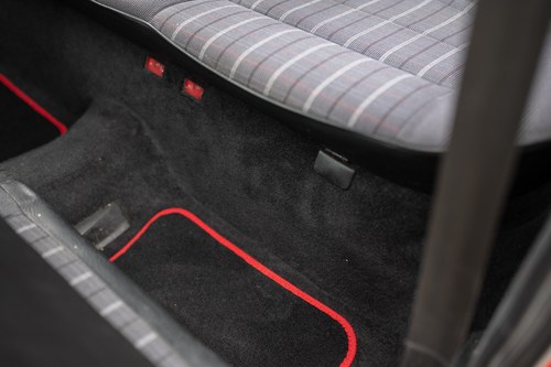 1989 Volkswagen Golf GTI 16v For Sale (picture 80 of 204)