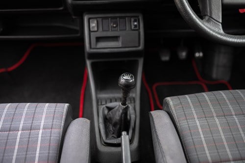 1989 Volkswagen Golf GTI 16v For Sale (picture 72 of 204)