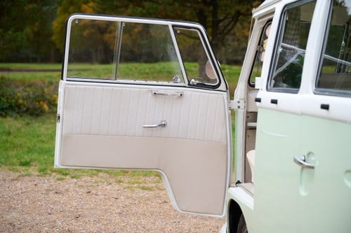 1965 Volkswagen Type 2 T1c Motor Caravan For Sale (picture 19 of 139)
