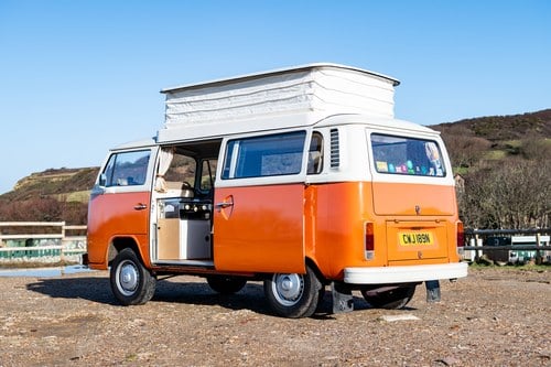 1974 Volkswagen Type 2 Campervan For Sale (picture 12 of 115)