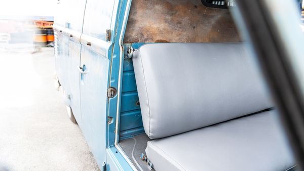 1961 Volkswagen Splitscreen Double Door Panel Van (LHD) For Sale (picture :index of 37)