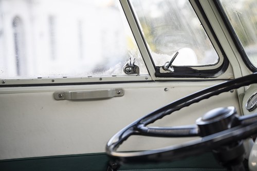 1963 VW Type 2 Splitscreen Sundial Campervan In vendita (immagine 24 di 146)