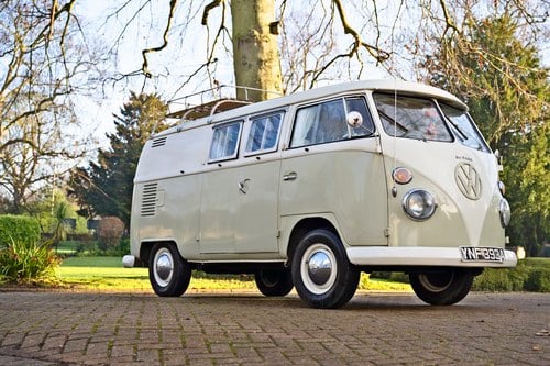 1963 VW Type 2 Splitscreen Sundial Campervan In vendita (immagine 2 di 146)
