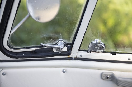 1963 VW Type 2 Splitscreen Sundial Campervan In vendita (immagine 54 di 146)