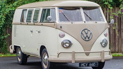 1967 Volkswagen Type 2 Splitscreen Westfalia Campervan