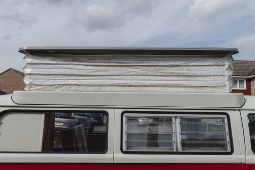 1974 Volkswagen T2 Bay Window Camper Te koop (foto 128 van 176)