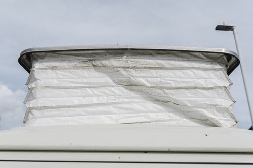 1974 Volkswagen T2 Bay Window Camper Te koop (foto 131 van 176)