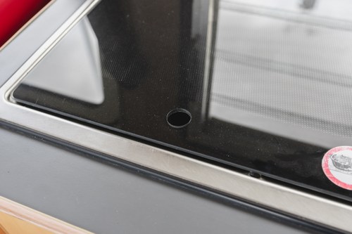 1974 Volkswagen T2 Bay Window Camper Te koop (foto 59 van 176)