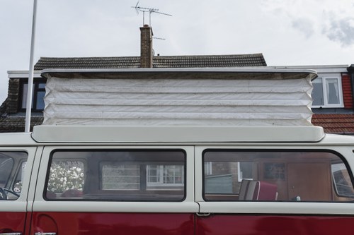 1974 Volkswagen T2 Bay Window Camper Te koop (foto 129 van 176)