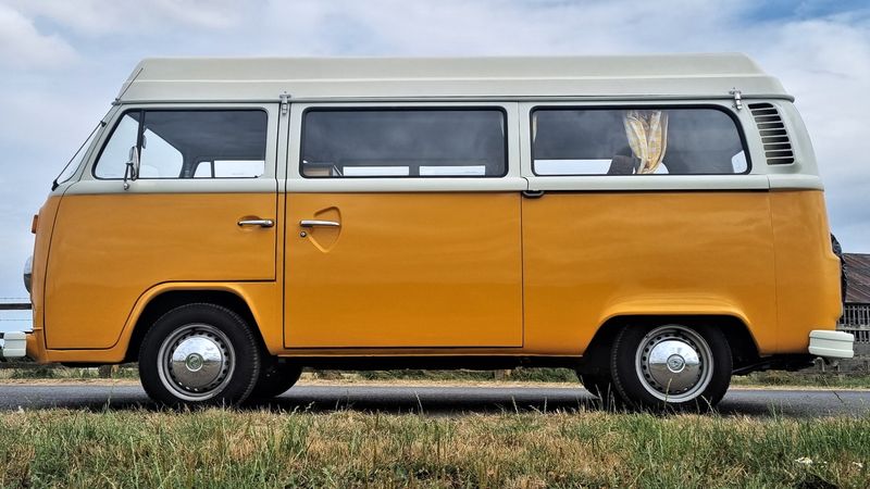 Devom Moon Raker 1979 Volkswagen T2 2L Devon Moonraker Camper Van RHD For Sale By Auction