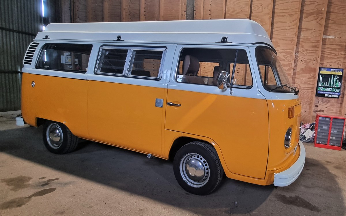 Devom Moon Raker 1979 Volkswagen T2 2L Devon Moonraker Camper Van RHD à venda em leilão