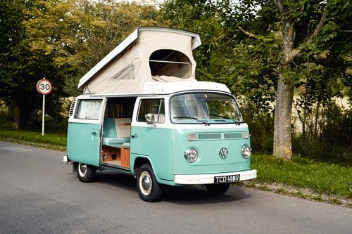 1977 Volkswagen Type 2 Bay Window Westfalia Campervan à venda (imagem 2 de 215)