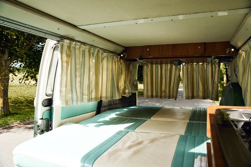 1977 Volkswagen Type 2 Bay Window Westfalia Campervan à venda (imagem 97 de 215)