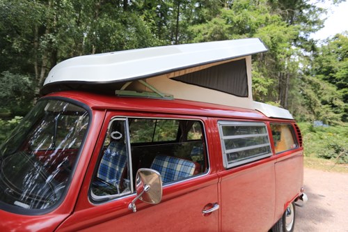 1971 Volkswagen T2 Camper (LHD) In vendita (immagine 89 di 112)