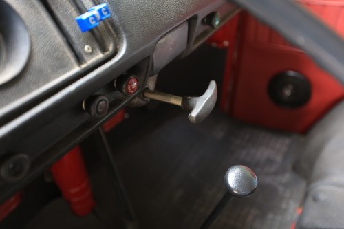 1971 Volkswagen T2 Camper (LHD) In vendita (immagine 36 di 112)