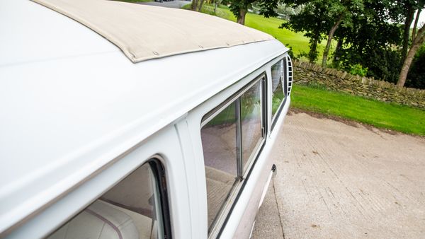 1971 Volkswagen T2 ‘Bay Window’ Camper For Sale (picture :index of 77)