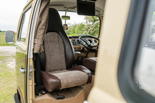 1971 Volkswagen Type 2 Bay Window Camper Conversion zum Verkauf (Bild 66 von 115)