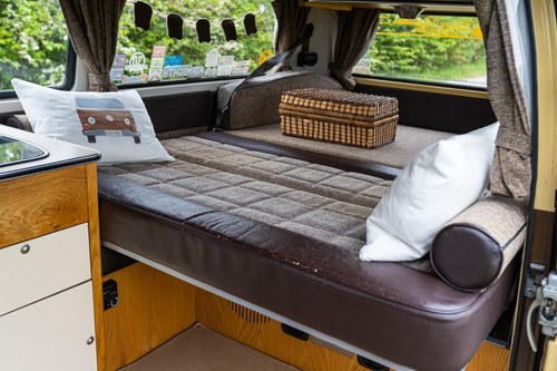 1971 Volkswagen Type 2 Bay Window Camper Conversion zum Verkauf (Bild 52 von 115)